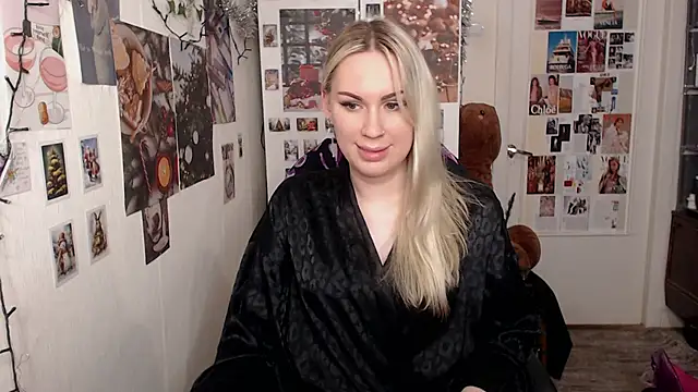 CapriScorpion online show from December 13, 3:32 pm