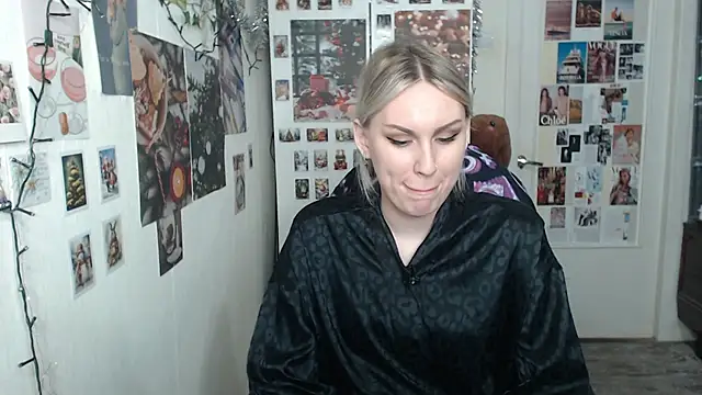 CapriScorpion online show from December 18, 8:42 am