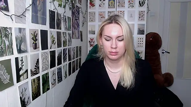 CapriScorpion online show from January 12, 2:55 pm