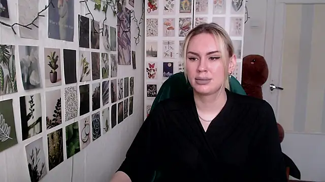 CapriScorpion online show from February 8, 11:35 am