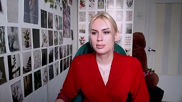 CapriScorpion online show from April 22, 2:40 pm