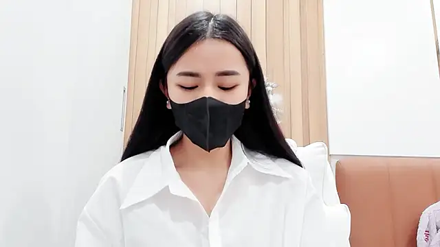 Snapshot of Lita-Julia chatting on January 18, 9:02 am Lita-Julia online show from January 18, 9:02 am