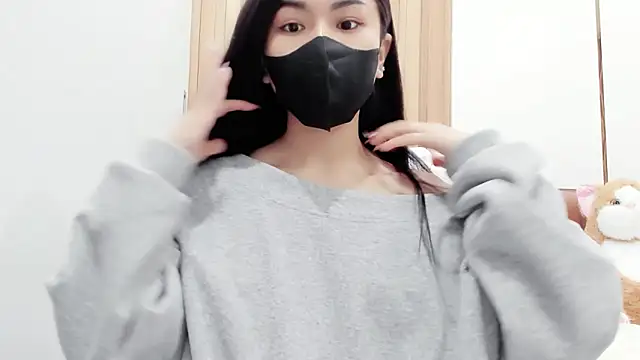 Snapshot of Lita-Julia chatting on March 2, 7:23 pm Lita-Julia online show from March 2, 7:23 pm