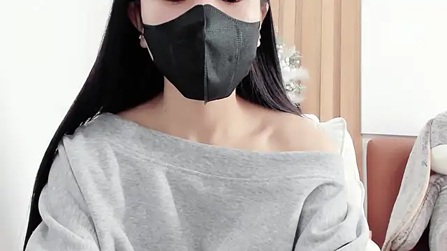 Snapshot of Lita-Julia chatting on March 20, 4:40 am Lita-Julia online show from March 20, 4:40 am