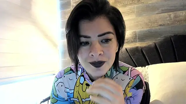 Snapshot of queen_fetish chatting on December 19, 6:12 pm queen fetish online show from December 19, 6:12 pm