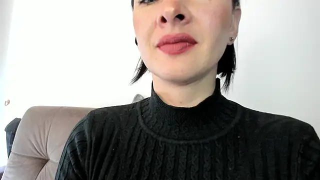 Snapshot of queen_fetish chatting on January 13, 4:51 pm queen fetish online show from January 13, 4:51 pm