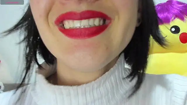 Snapshot of queen_fetish chatting on March 13, 9:48 pm queen fetish online show from March 13, 9:48 pm