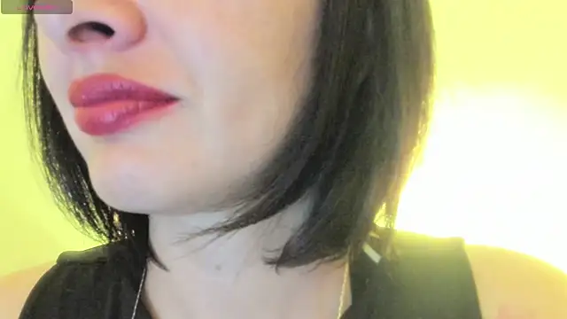 Snapshot of queen_fetish chatting on September 12, 10:15 am queen fetish online show from September 12, 10:15 am