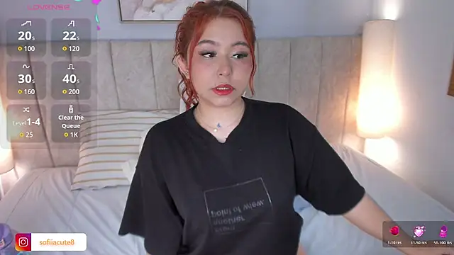 Snapshot of Atenea_cuteee chatting on January 17, 2:16 am Atenea cuteee online show from January 17, 2:16 am