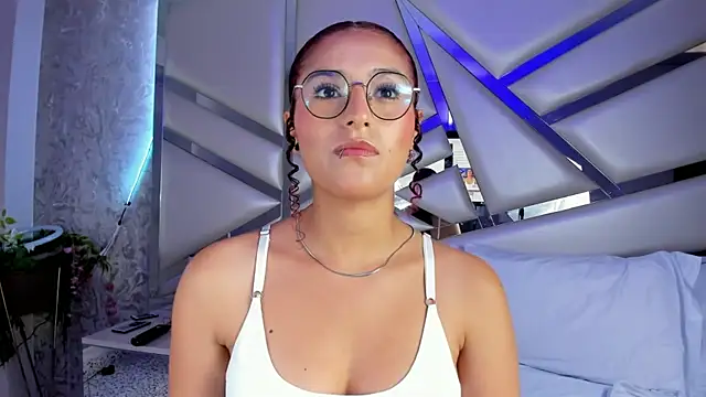 Miia002 online show from March 11, 7:25 pm