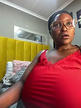Bustygoddess32 online show from January 29, 10:43 pm