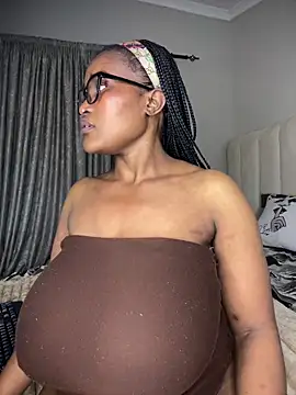 Bustygoddess32 online show from April 20, 10:00 pm