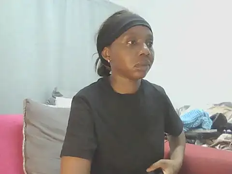 Sexxybella27 online show from April 16, 7:47 pm