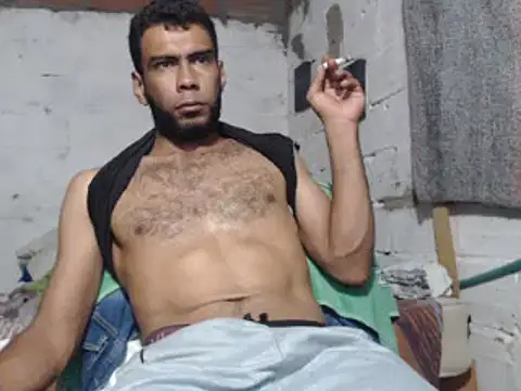 Snapshot of erik_alexander chatting on January 26, 12:05 am erik alexander online show from January 26, 12:05 am