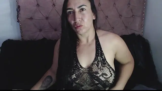 missbella1 online show from April 7, 8:31 pm