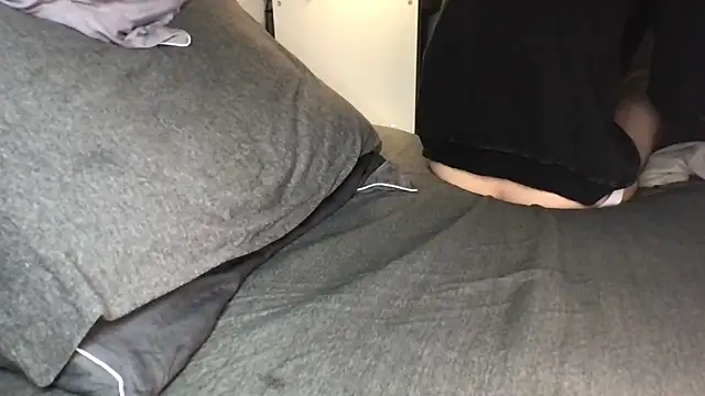 Thomas lovetolicku online show from April 22, 1:19 am