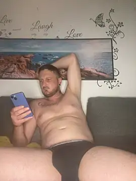 Snapshot of danyboy3307 chatting on July 13, 7:38 pm danyboy3307 online show from July 13, 7:38 pm