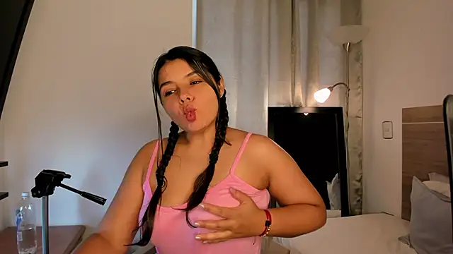 miaa daniels online show from February 9, 9:17 pm