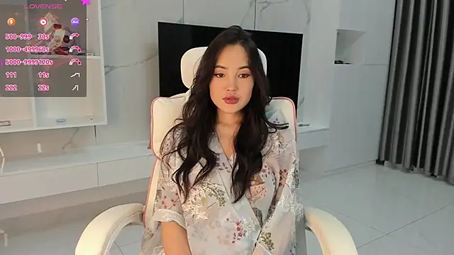 Snapshot of l1lpamp chatting on March 6, 3:24 pm l1lpamp online show from March 6, 3:24 pm