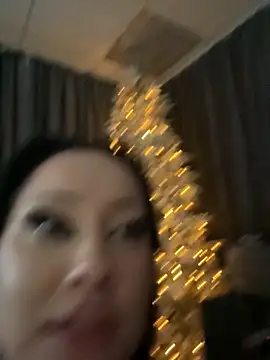 RollingGirls online show from December 5, 1:09 pm