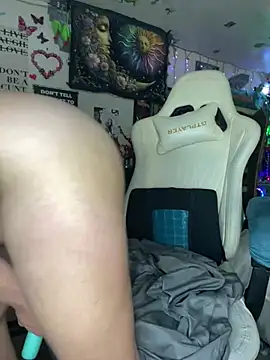 TrenaAnne online show from March 8, 4:34 am