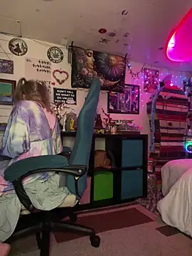 TrenaAnne online show from March 23, 2:26 am