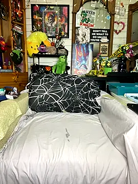 TrenaAnne online show from September 30, 7:52 pm