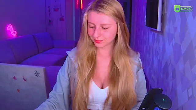 AmaliaQueen online show from November 7, 1:55 pm