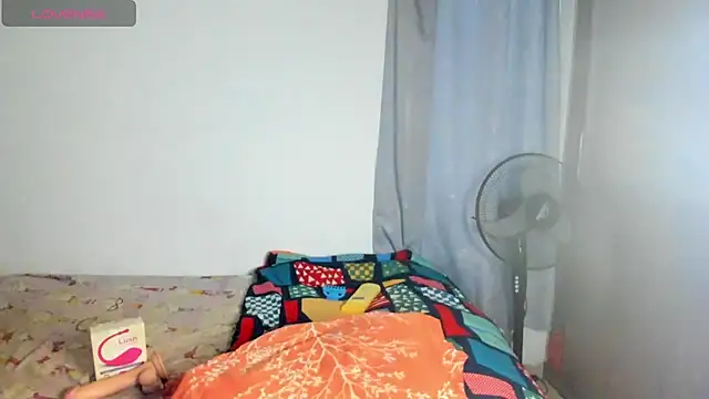 xia ebonyts online show from October 25, 11:07 am