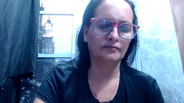 Snapshot of Nastylatinaxxx chatting on October 1, 3:01 am Nastylatinaxxx online show from October 1, 3:01 am