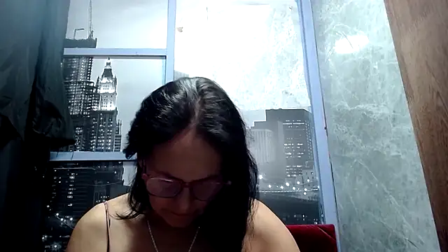 Nastylatinaxxx online show from April 20, 9:05 pm