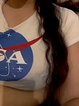 Snapshot of Zanoba-16 chatting on November 8, 6:18 pm Zanoba-16 online show from November 8, 6:18 pm