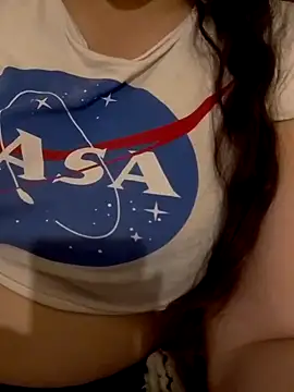 Snapshot of Zanoba-16 chatting on November 9, 8:07 pm Zanoba-16 online show from November 9, 8:07 pm