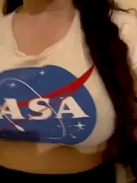 Snapshot of Zanoba-16 chatting on November 16, 3:23 am Zanoba-16 online show from November 16, 3:23 am