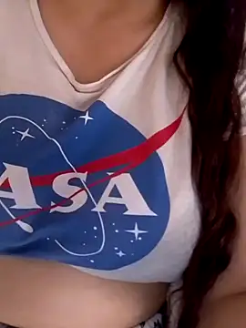 Snapshot of Zanoba-16 chatting on November 16, 3:28 pm Zanoba-16 online show from November 16, 3:28 pm