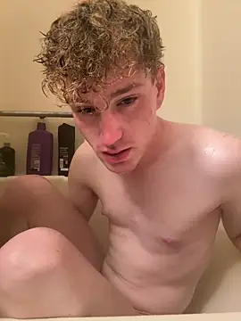 CreamyAustin online show from September 22, 12:01 am