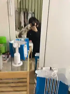 POCARI SWEAT online show from November 30, 9:35 am