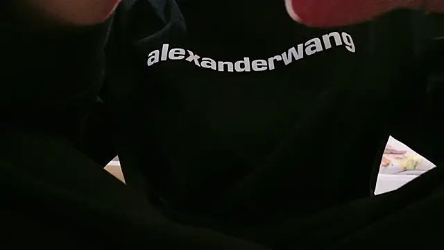 POCARI SWEAT online show from December 19, 11:06 am