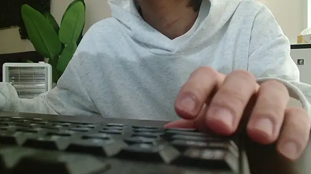 POCARI SWEAT online show from March 14, 10:26 pm