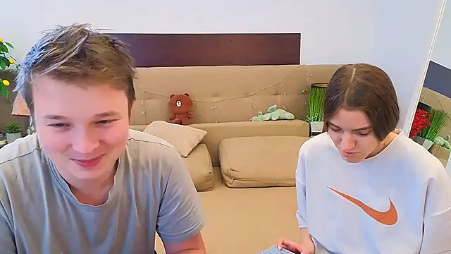  Olli  Stiw  online show from February 11, 8:30 am