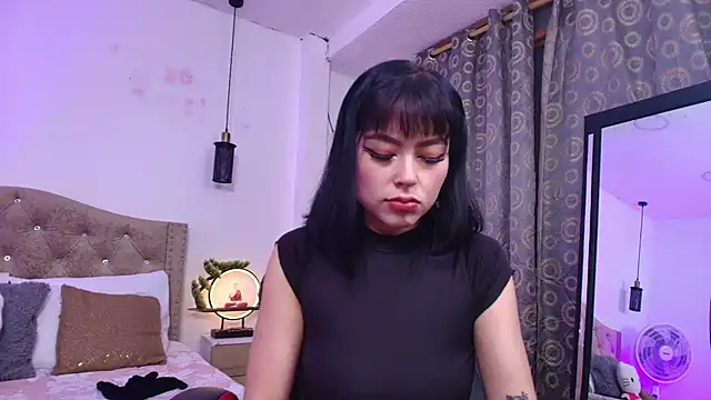 AnnieNasty online show from March 12, 9:44 am