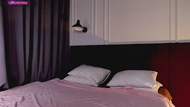 Beatrica Klein online show from February 17, 3:31 pm