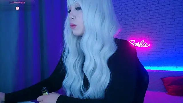 -Stacyy- online show from March 19, 6:06 am