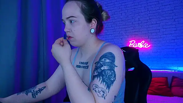 -Stacyy- online show from July 10, 10:07 am