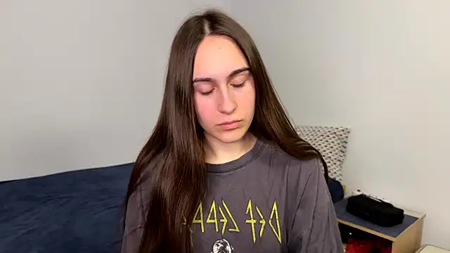 AliceKolltt online show from May 19, 6:14 pm
