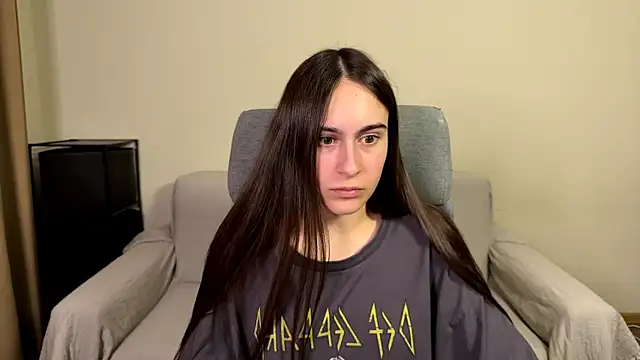 AliceKolltt online show from May 25, 7:20 pm
