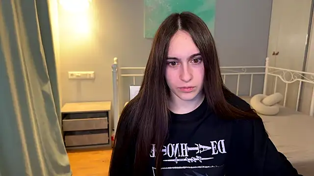 AliceKolltt online show from July 6, 9:06 pm