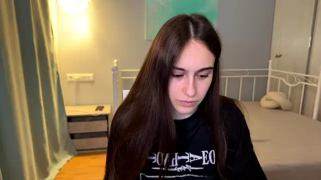 AliceKolltt online show from July 8, 7:07 pm