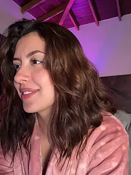Snapshot of EmaSaenz chatting on February 25, 8:51 pm EmaSaenz online show from February 25, 8:51 pm