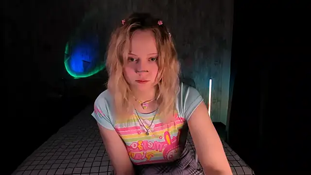 Snapshot of MariaMango chatting on February 11, 11:33 pm MariaMango online show from February 11, 11:33 pm